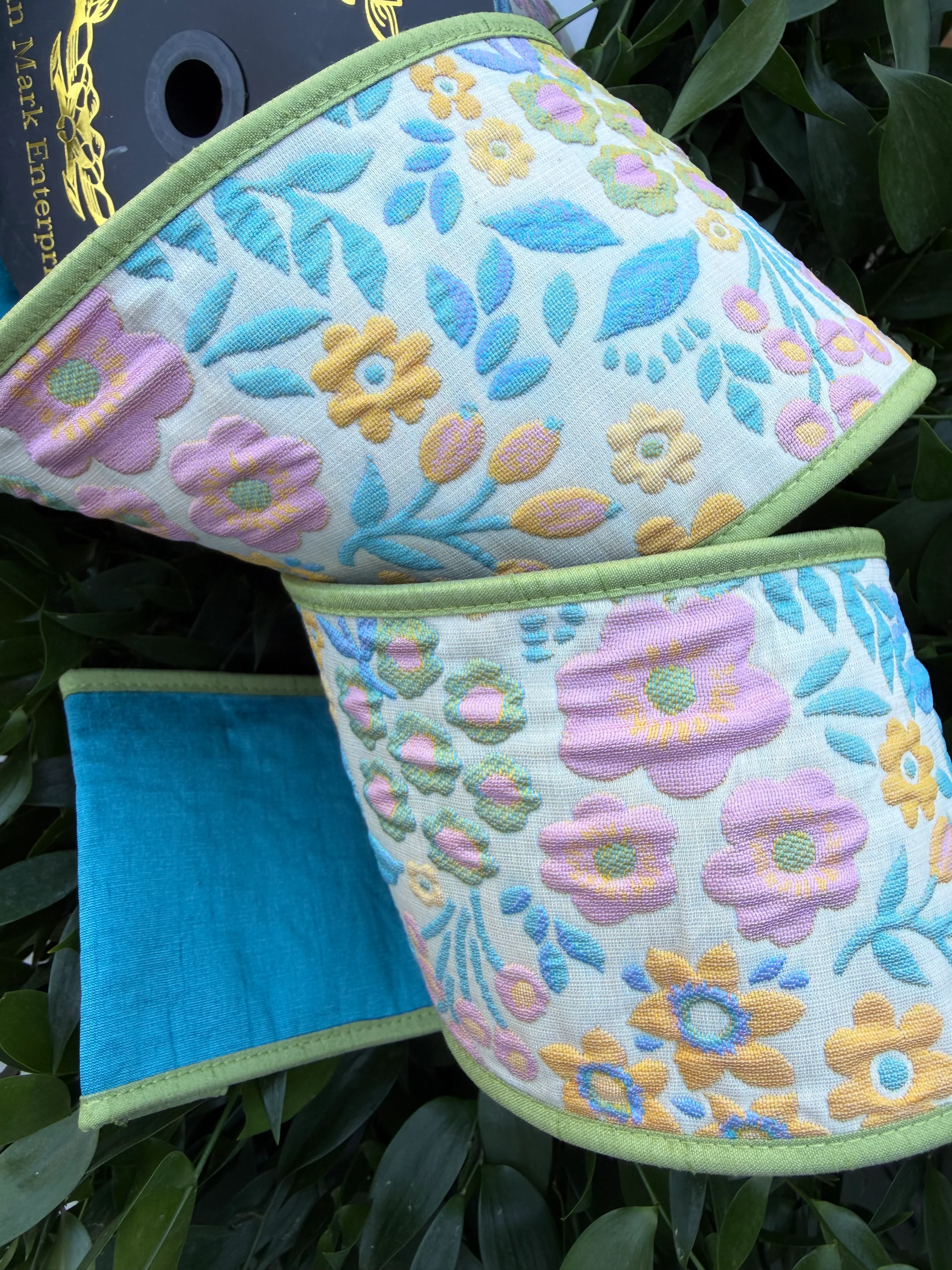 BLOSSOM BRANCH JACQ/DUPION FUSED/PIPING 4"X10YD BLUE HEAVY WIRED RIBBON - Image 2