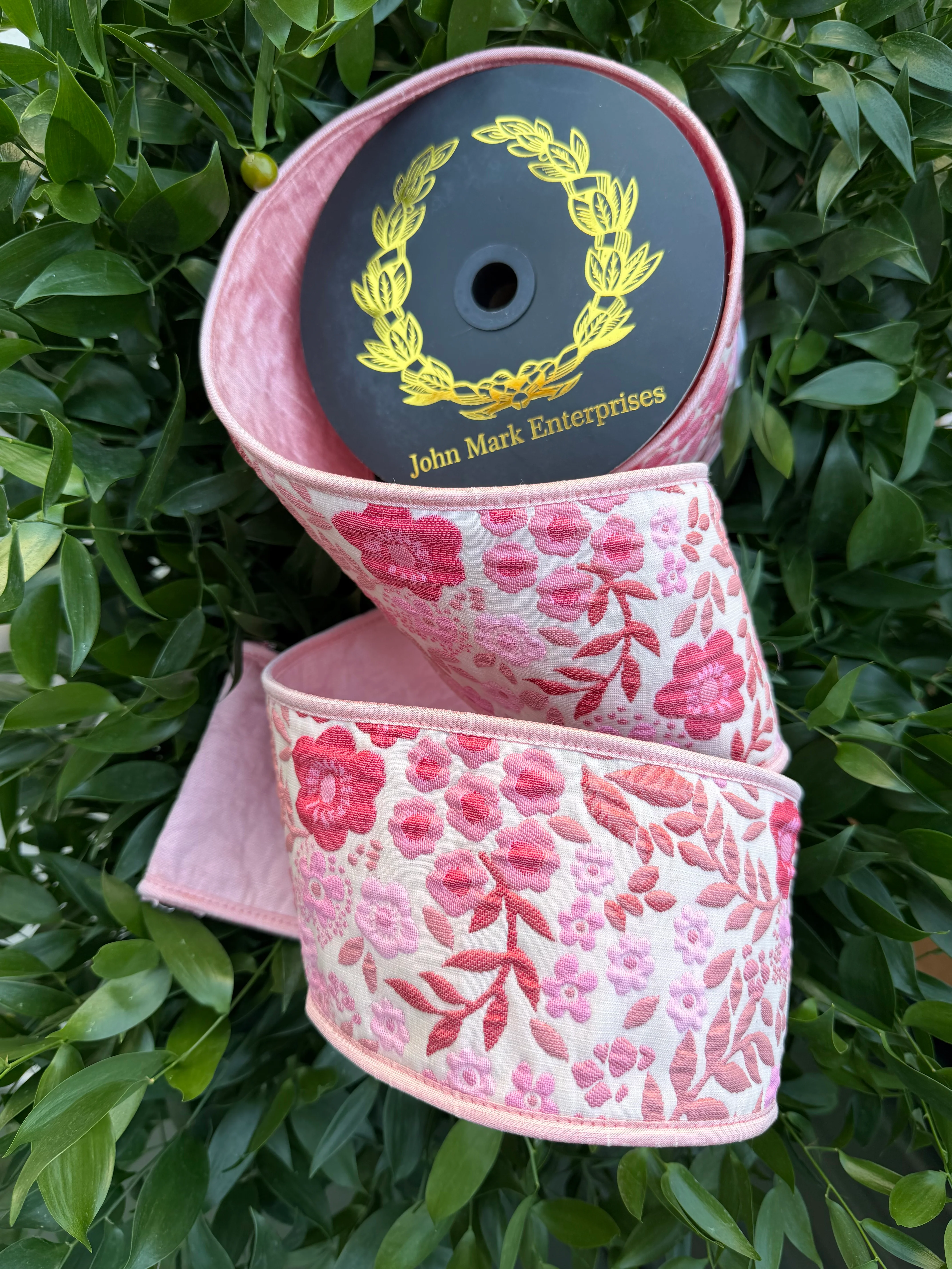 BLOSSOM BRANCH JACQ/DUPION FUSED/PIPING 4"X10YD PINK HEAVY WIRED RIBBON