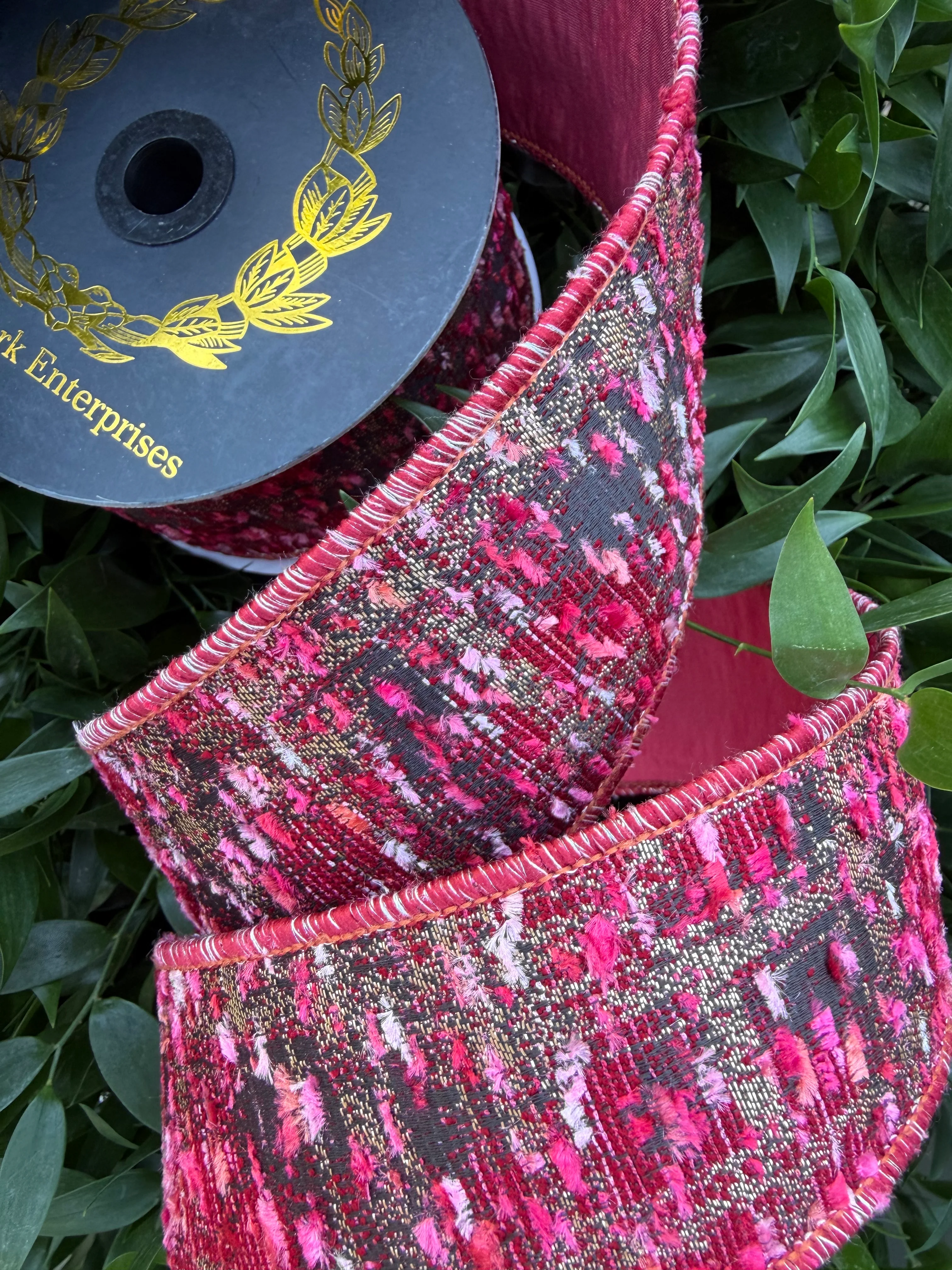 CHENILLE CHECK METALLIC/TAFFETA FUSED/TAFFETA 2.5"X10YD BURGUNDY/RED HEAVY WIRED RIBBON - Image 2