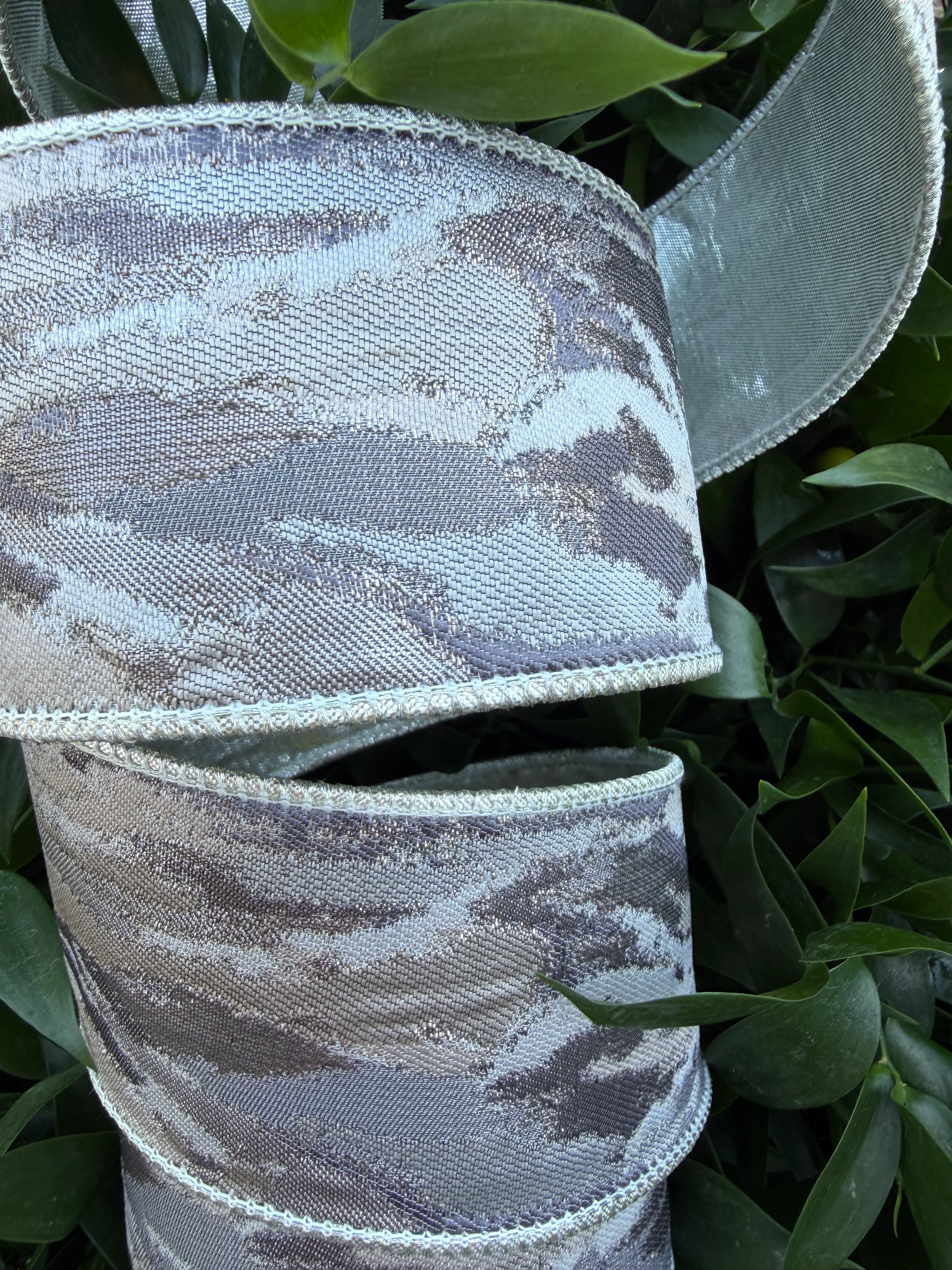MULTI COLOR/METALLIC/METALLIC DUPION FUSED 2.5"x10YD GRAY HEAVY WIRED RIBBON - Image 2