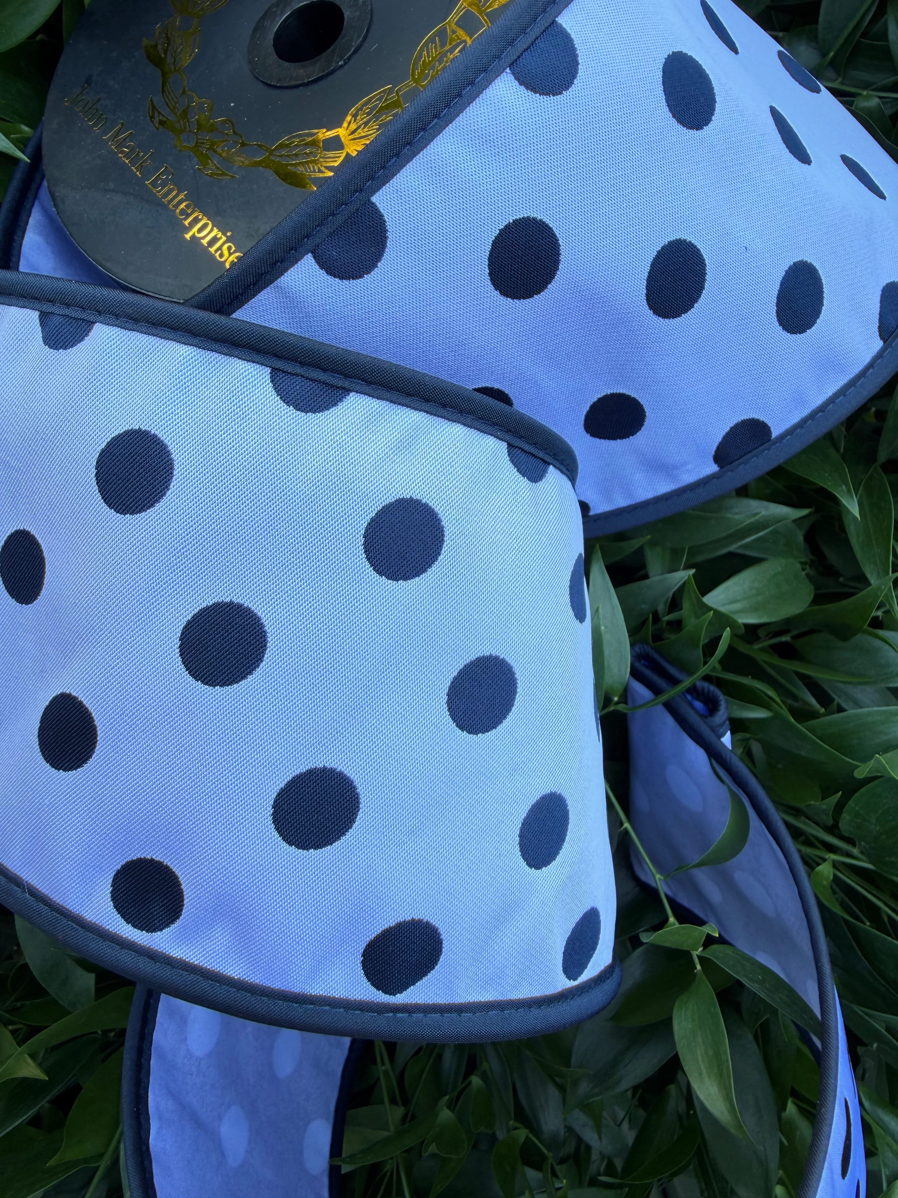 POLKA DOT JACQ/TAFFETA FUSED/TAFFETA PIPING 4"X10YD WHITE/NAVY HEAVY WIRED RIBBON - Image 2