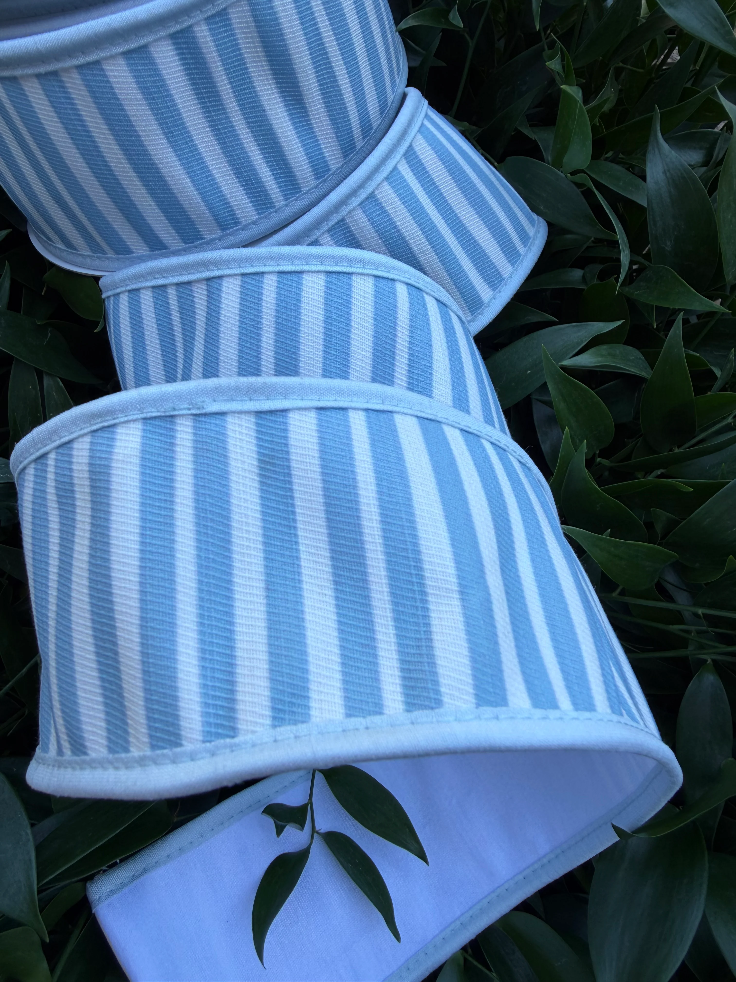 STRIPE COTTON/DUPION FUSED/DUPION PIPING 2.5"X10YD BLUE/WHITE HEAVY WIRED RIBBON - Image 2
